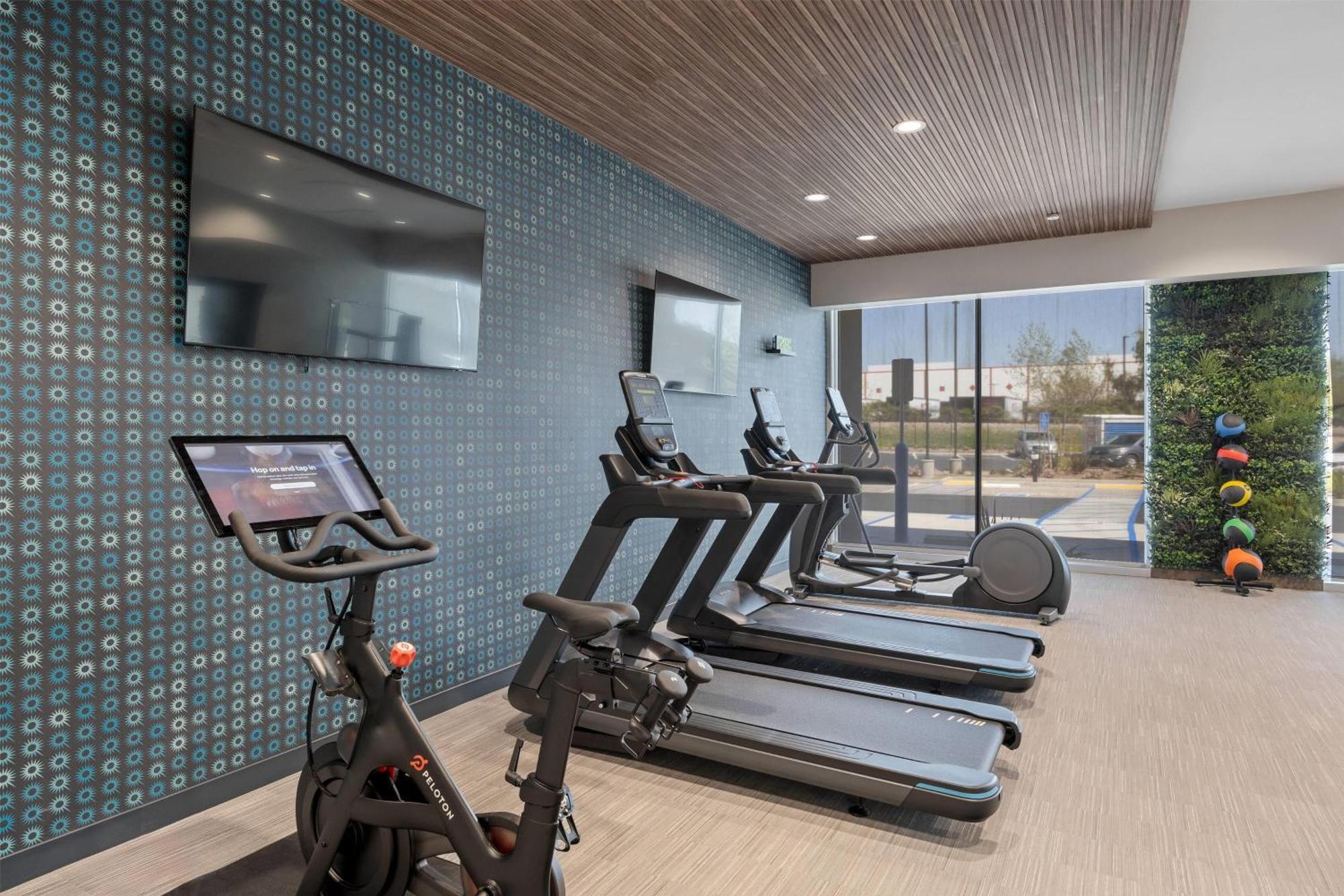 La Quinta Inn & Suites By Wyndham La Habra Kültér fotó