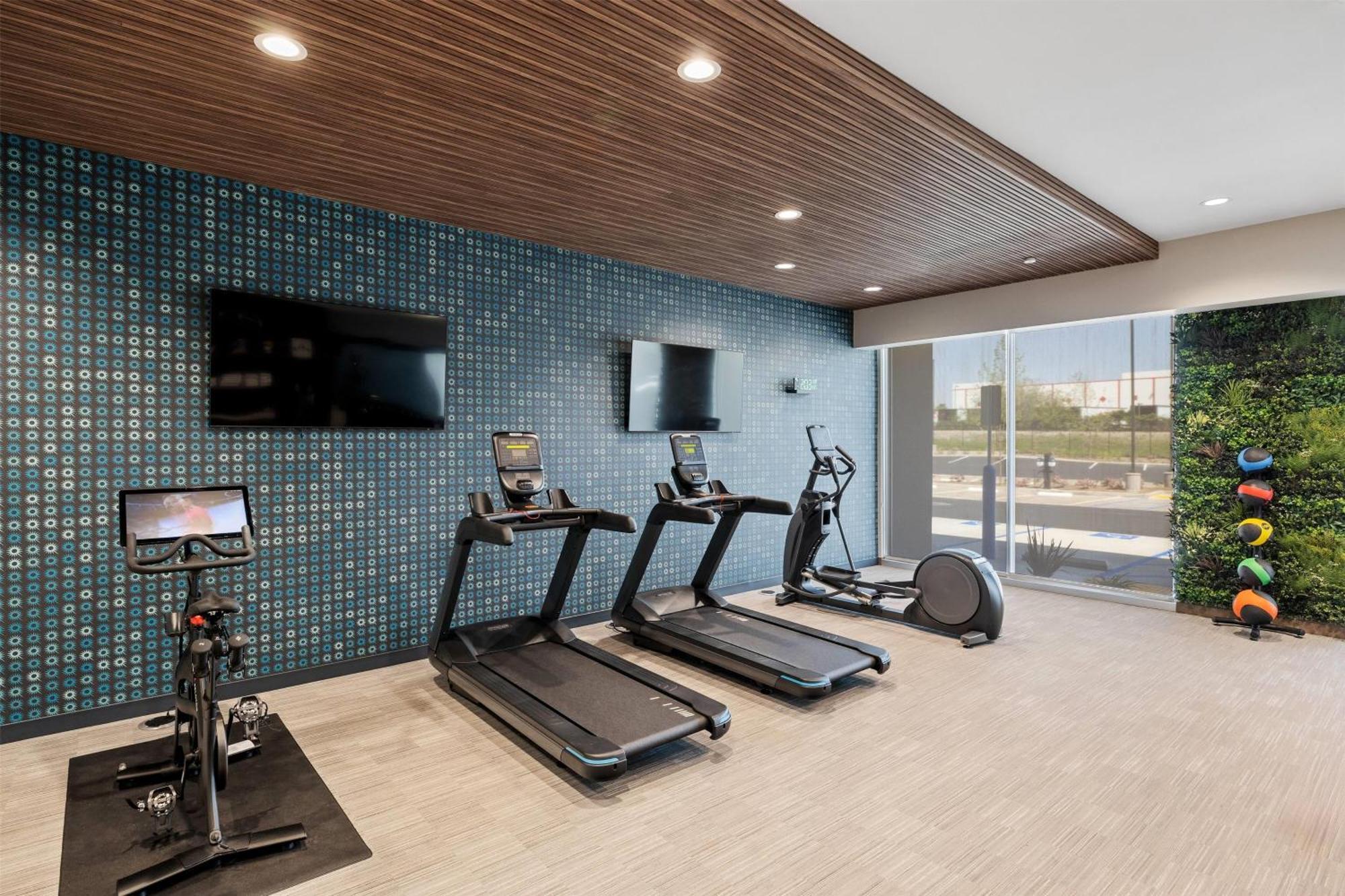 La Quinta Inn & Suites By Wyndham La Habra Kültér fotó