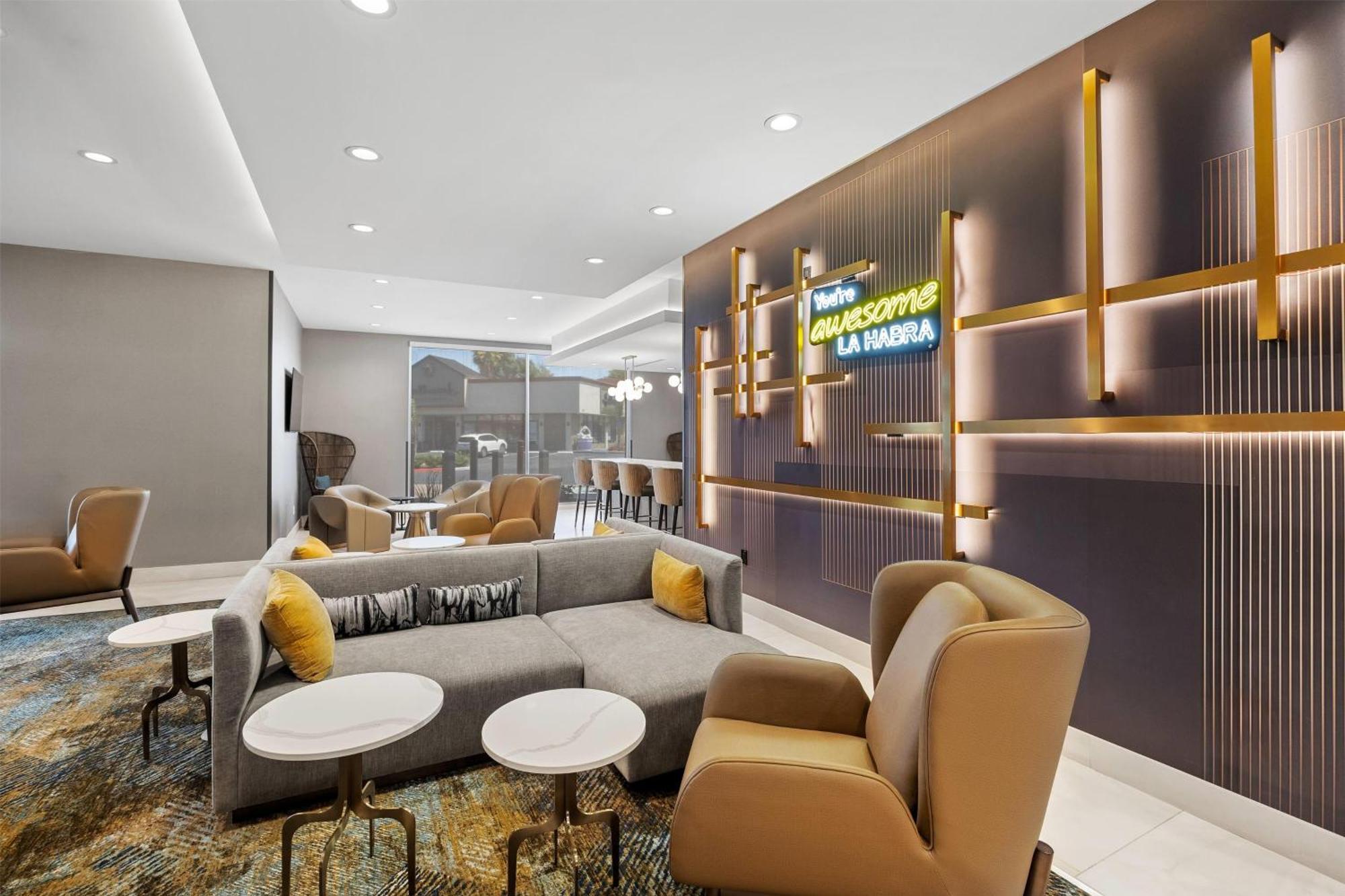 La Quinta Inn & Suites By Wyndham La Habra Kültér fotó