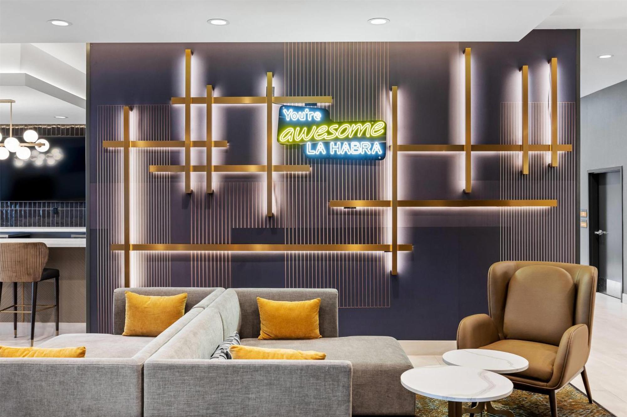 La Quinta Inn & Suites By Wyndham La Habra Kültér fotó